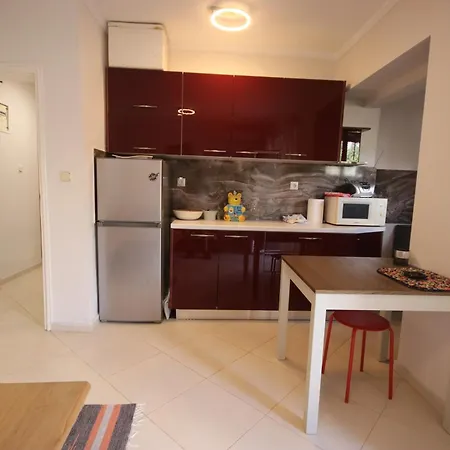 Fotini Apartment Himare