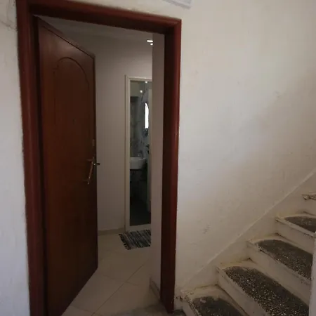 Apartment Fotini Himare